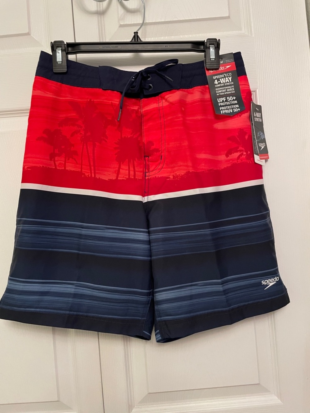 NWT $59 Men’s SPEEDO Swim Trunks Knee Length Board-shorts Medium with UPF 50+